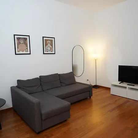 Manzoni House