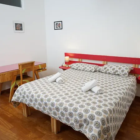Manzoni House *