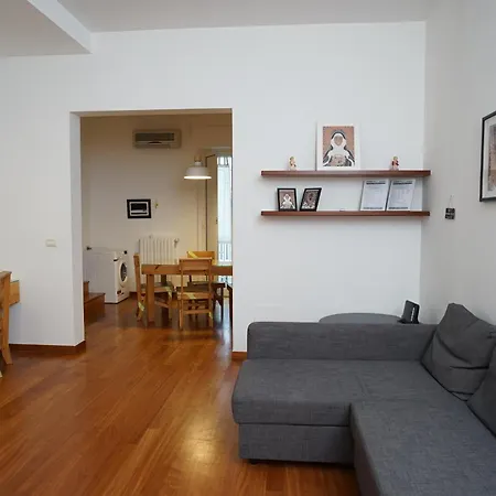 Manzoni House Apartment Bari