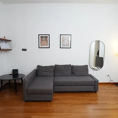 Manzoni House