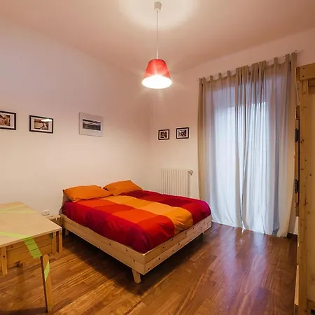 Manzoni House Apartamento